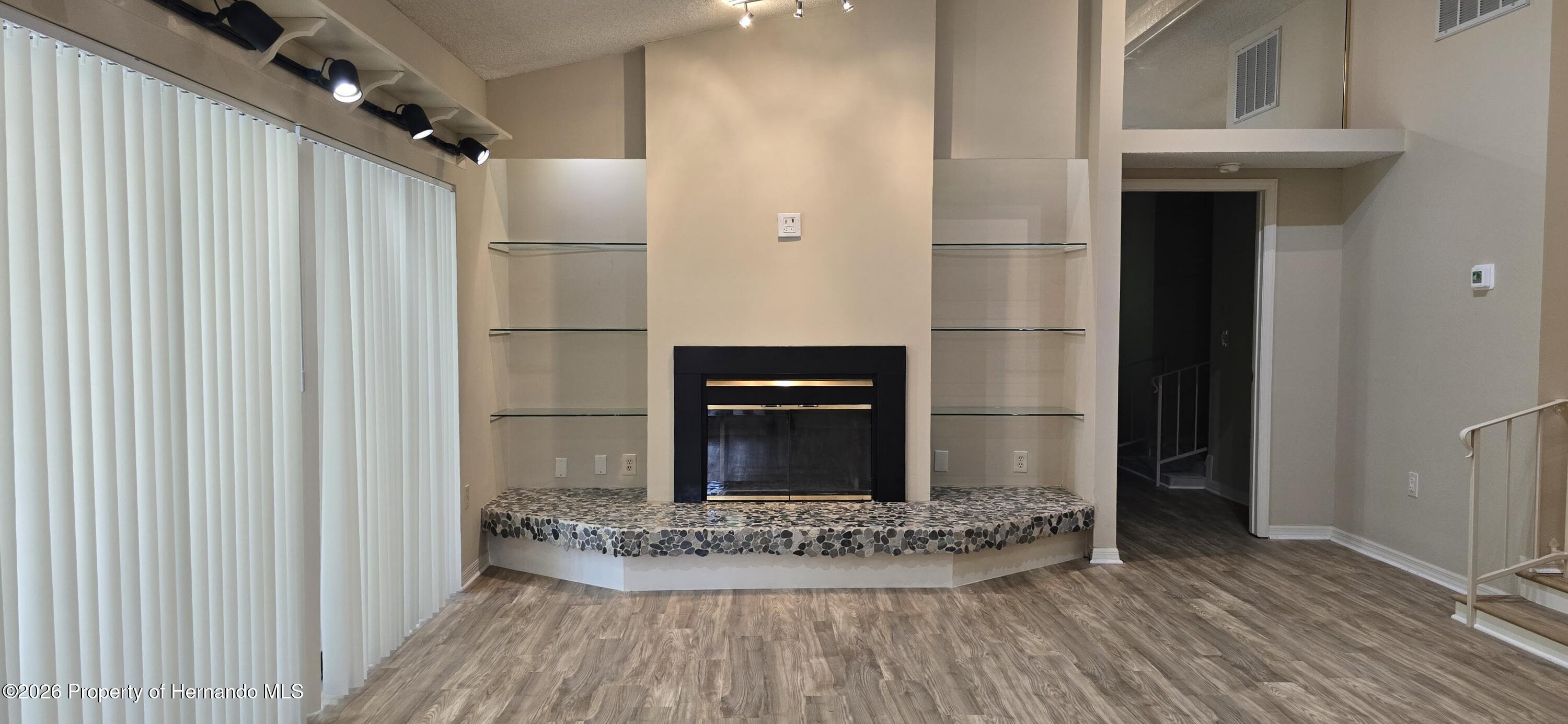 10464 Cranston Street Spring Hill, FL 34608 - Photo 4 of 21 Gallery Image 4