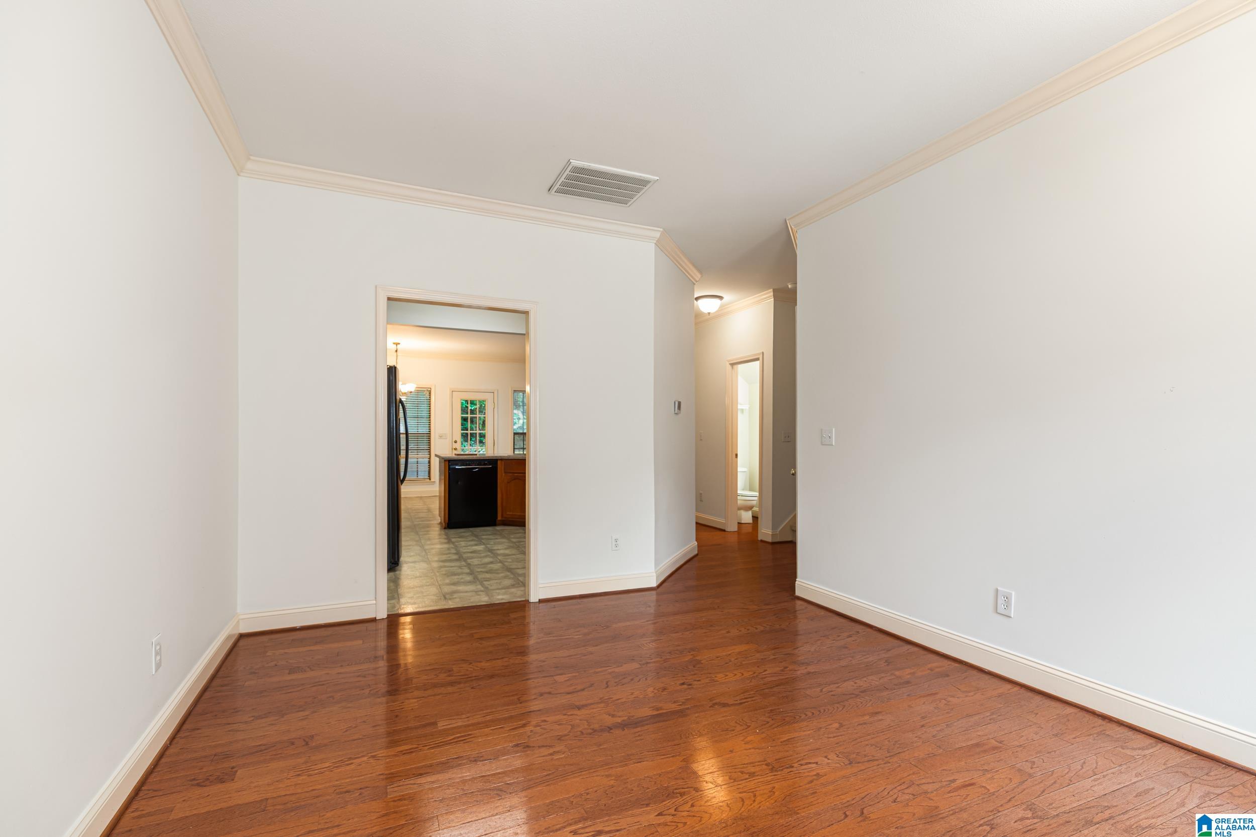 577 Hackberry Ridge Trace Birmingham, AL 35226 - Photo 3 of 20