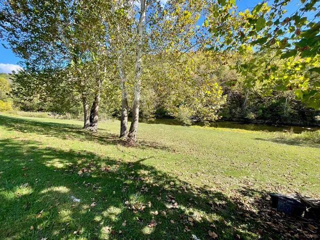 $195,900 | 266 Webers Lane, Brookville, IN 47012