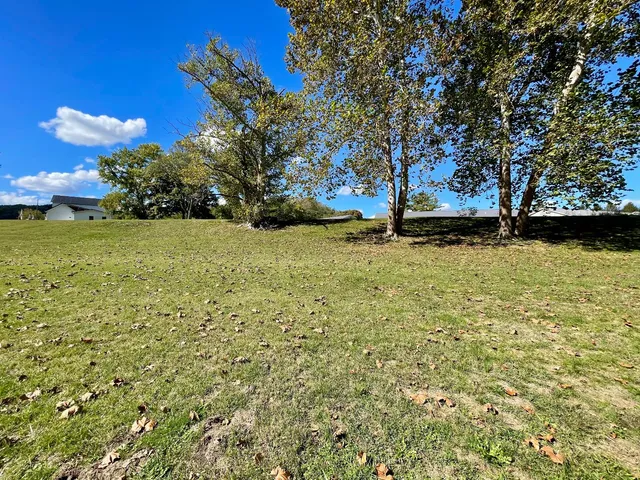 $195,900 | 266 Webers Lane, Brookville, IN 47012