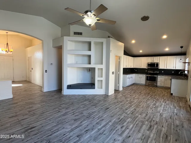 $2,300 | 1128 East Sheffield Avenue, Gilbert, AZ 85296