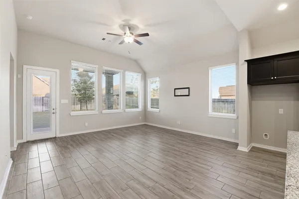 $2,600 | 9515 Willard Drive, Manvel, TX 77583