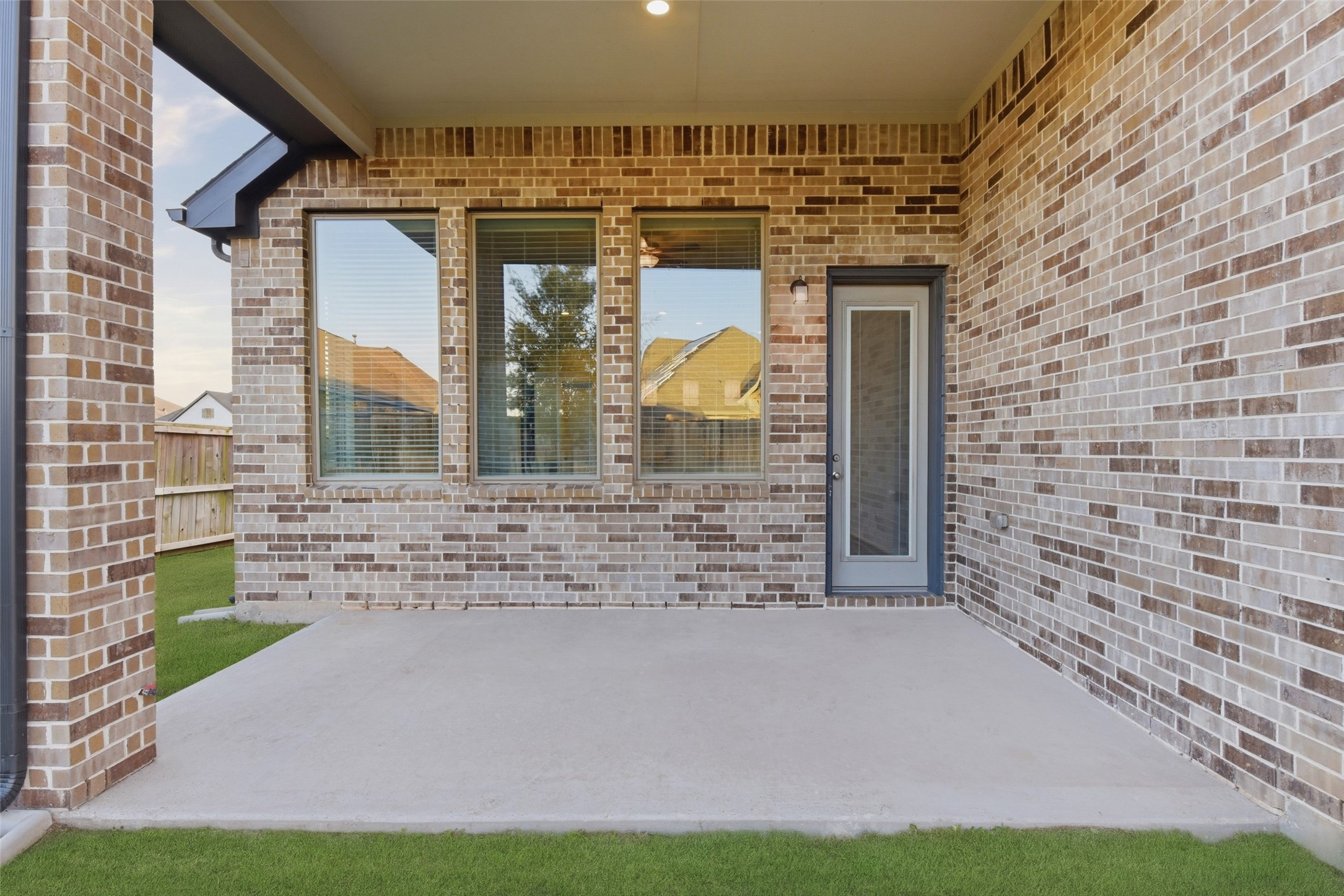 9515 Willard Drive Rosharon, TX 77583 - Photo 35 of 40