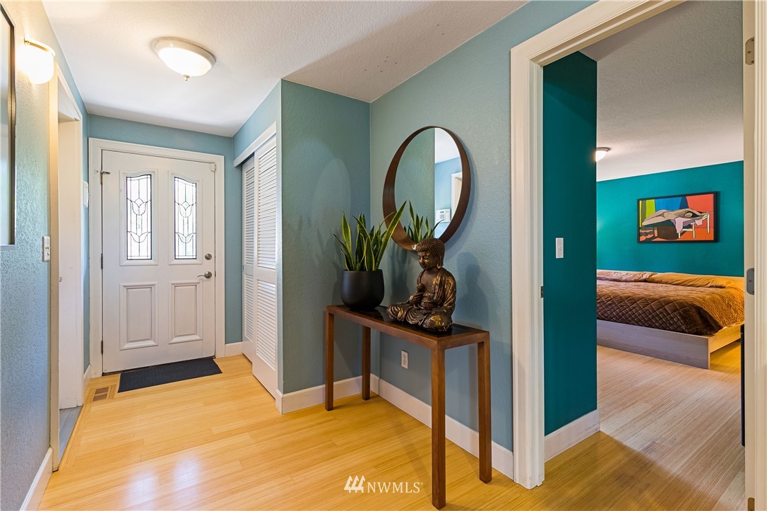 3583 Ridgemont Way Bellingham, WA 98229 - Photo 3 of 40 Gallery Image 3