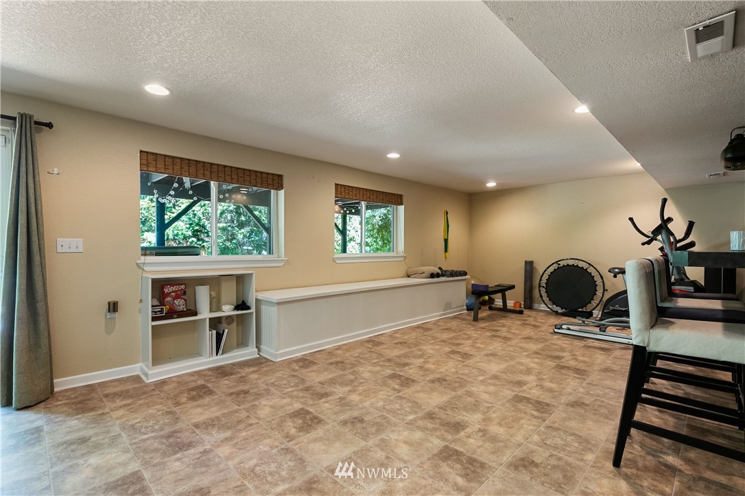 3583 Ridgemont Way Bellingham, WA 98229 - Photo 23 of 40 Gallery Image 23