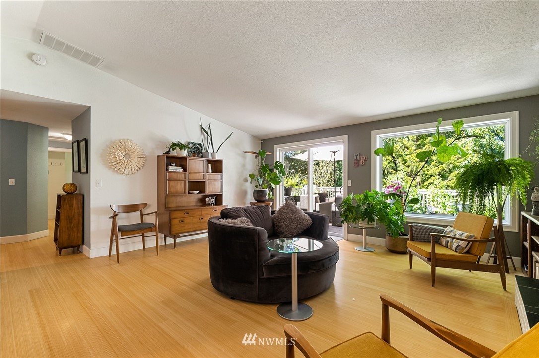 3583 Ridgemont Way Bellingham, WA 98229 - Photo 5 of 40 Gallery Image 5