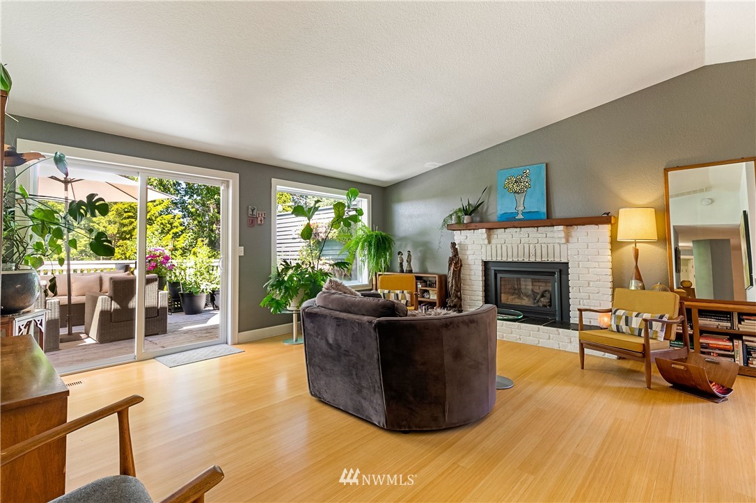 3583 Ridgemont Way Bellingham, WA 98229 - Photo 6 of 40 Gallery Image 6