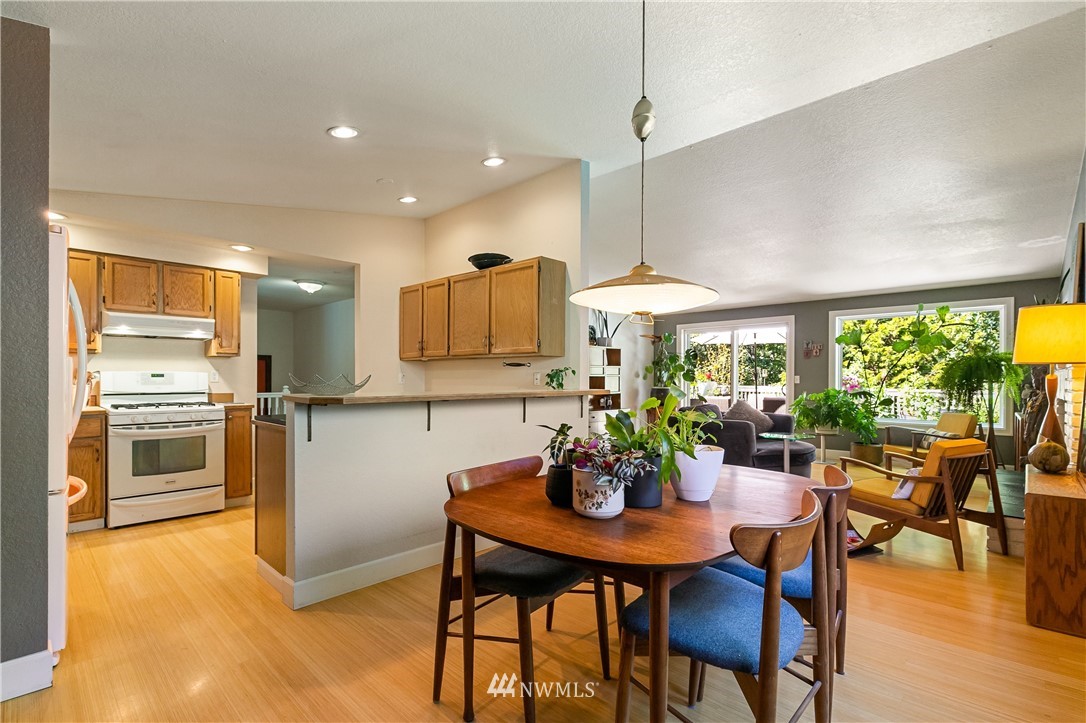 3583 Ridgemont Way Bellingham, WA 98229 - Photo 10 of 40 Gallery Image 10