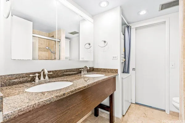 $350,000 | 444 Nāhua Street, Unit 805, Honolulu, HI 96815