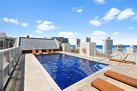 $320,000 | 444 Nāhua Street, Unit 805, Honolulu, HI 96815