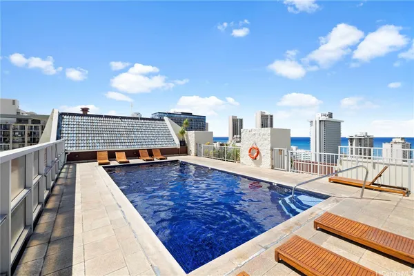 $350,000 | 444 Nāhua Street, Unit 805, Honolulu, HI 96815