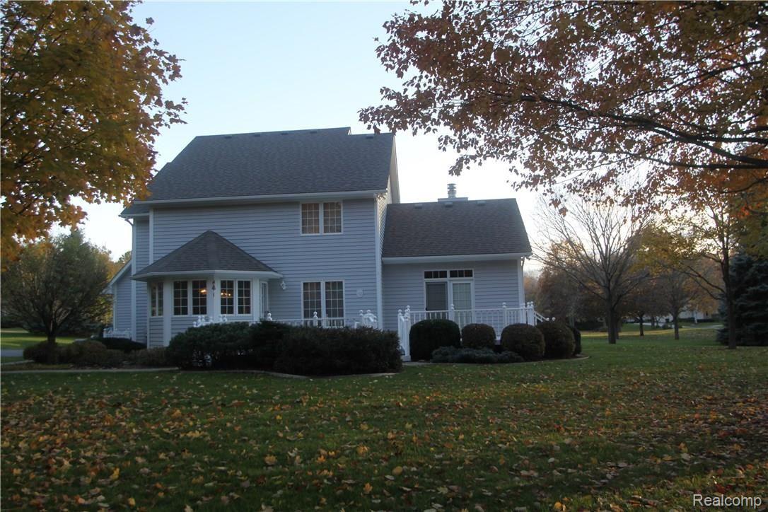 5348 Ridge Trail North Clarkston, MI 48348 - Photo 6 of 21 IMG_2749.JPG
