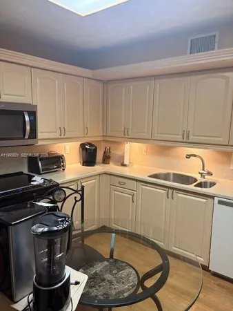 $279,000 | 2812 North 46th Avenue, Unit G370, Hollywood, FL 33021