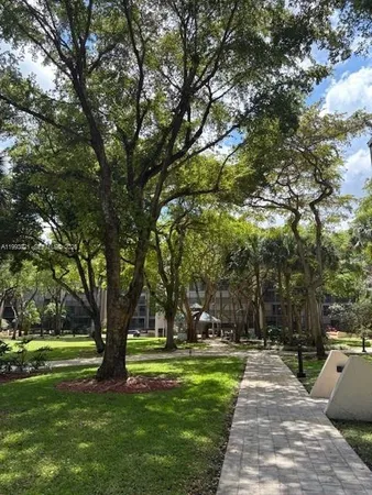 $279,000 | 2812 North 46th Avenue, Unit G370, Hollywood, FL 33021