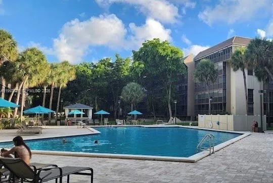 $279,000 | 2812 North 46th Avenue, Unit G370, Hollywood, FL 33021