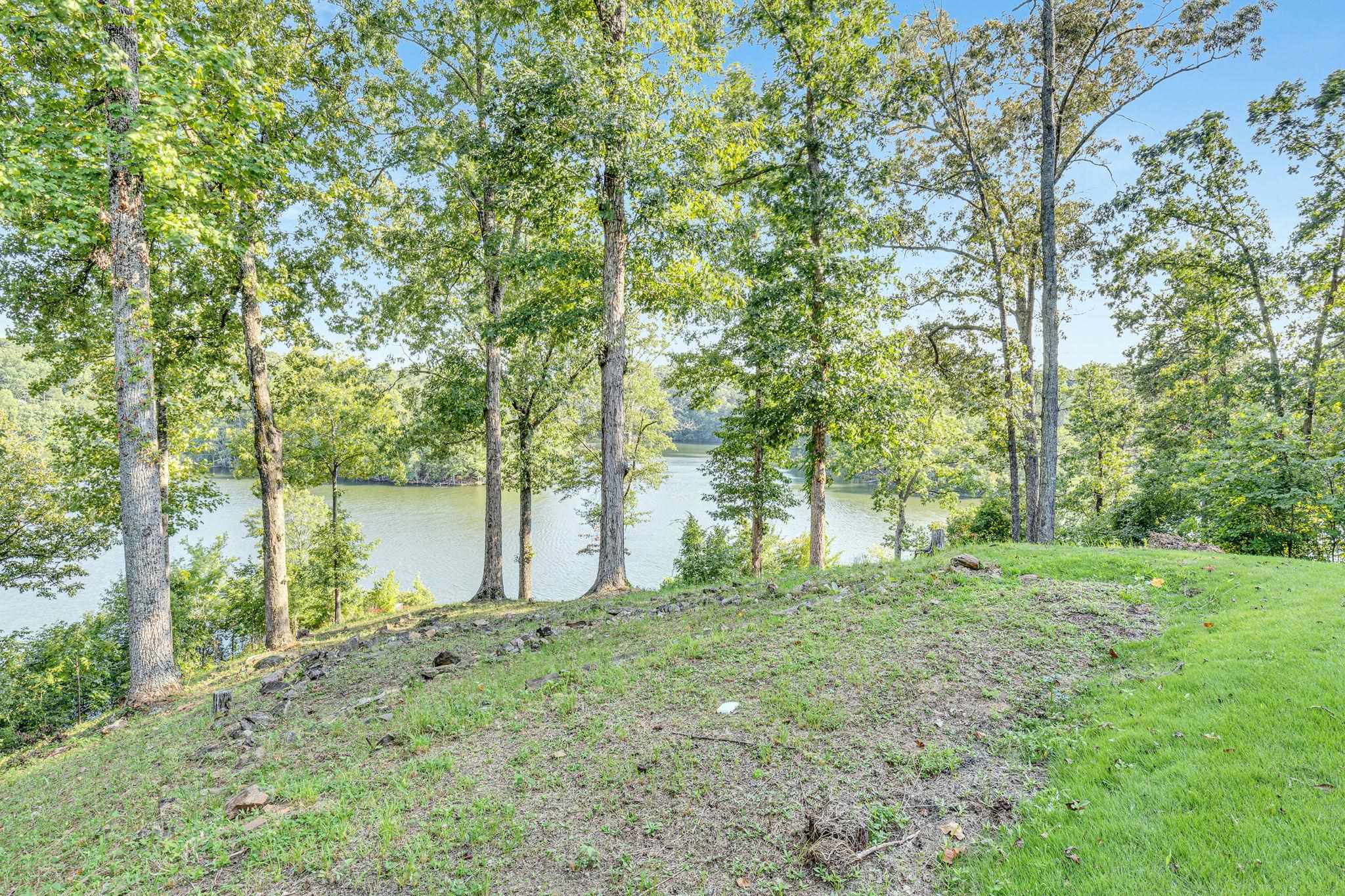117 Lakewood Court Inman, SC 29349 - Photo 3 of 33 Gallery Image 3
