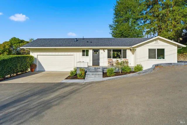 $895,000 | 4 George Terrace, Petaluma, CA 94952