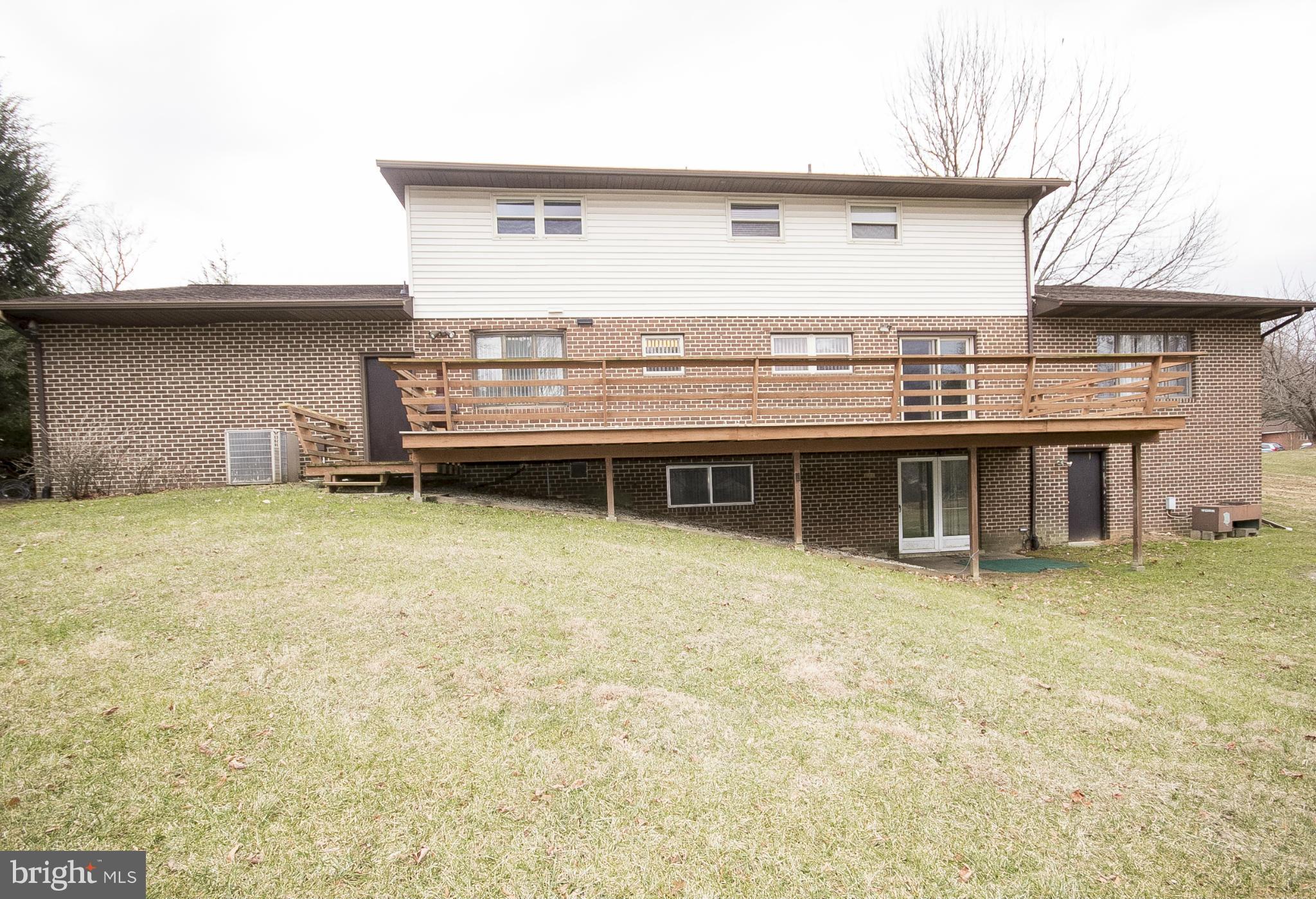 7201 Denberg Road Baltimore, MD 21209 - Photo 29 of 30 Exterior (Rear)