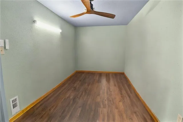 $119,900 | 402 2nd Avenue, Laredo, MO 64652