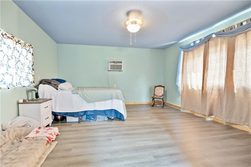 402 2nd Avenue Laredo, MO 64652 - Photo 16 of 33