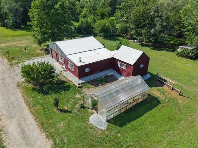 $119,900 | 402 2nd Avenue, Laredo, MO 64652