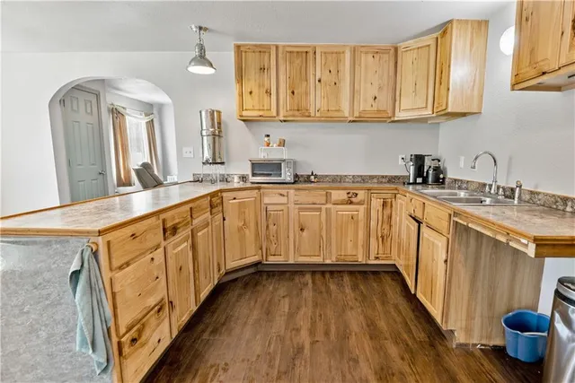 $119,900 | 402 2nd Avenue, Laredo, MO 64652