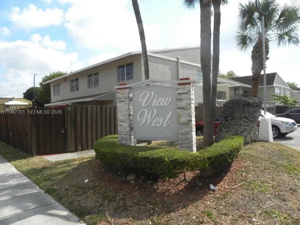 $250,000 | 15690 Southwest 82nd Cir Lane, Unit 91, Miami, FL 33193