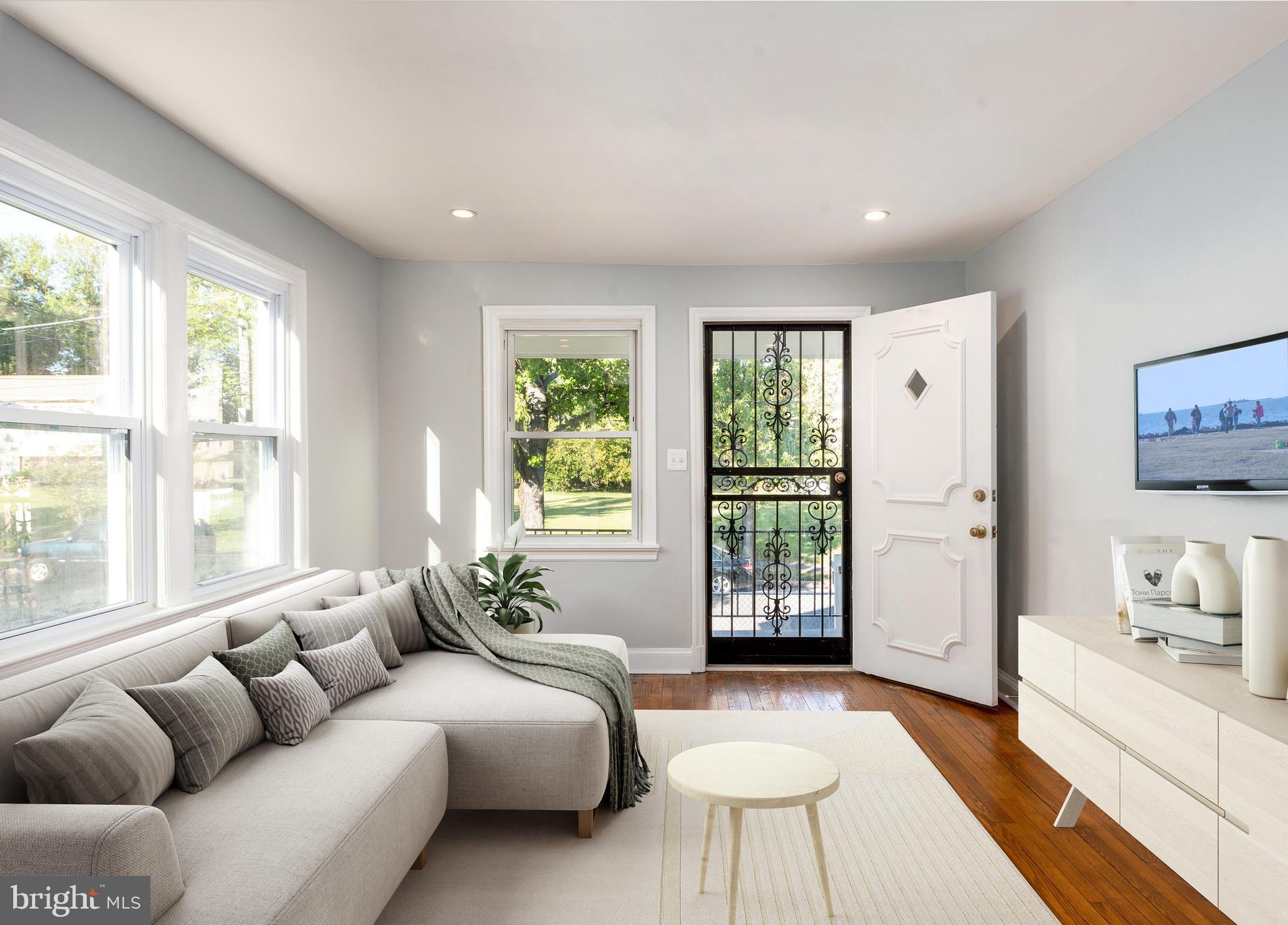 5513 Jay Street Northeast Washington, DC 20019 - Photo 3 of 15 Living Room (Virtual)