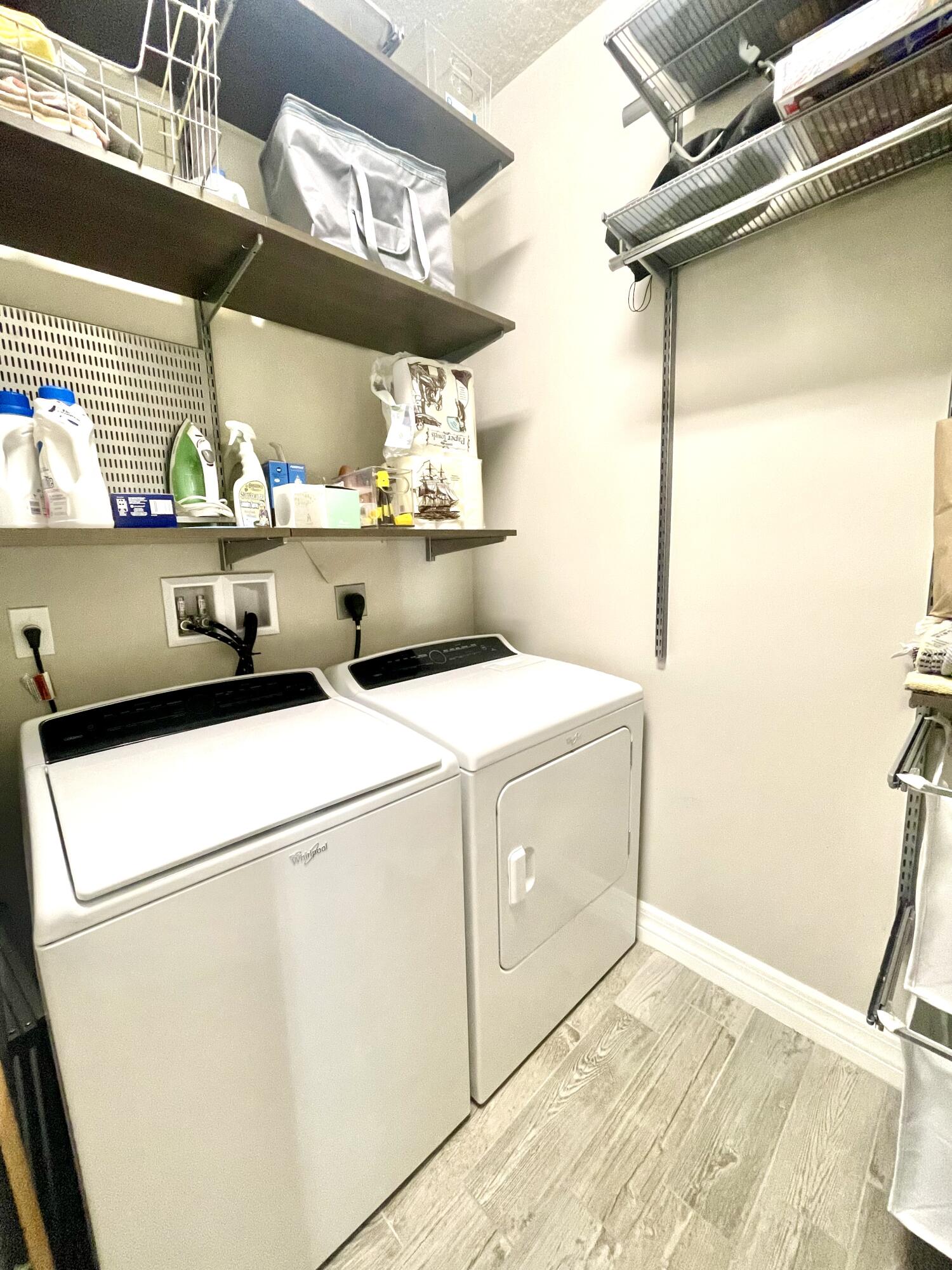 1127 Dakota Drive Jupiter, FL 33458 - Photo 15 of 25 Laundry