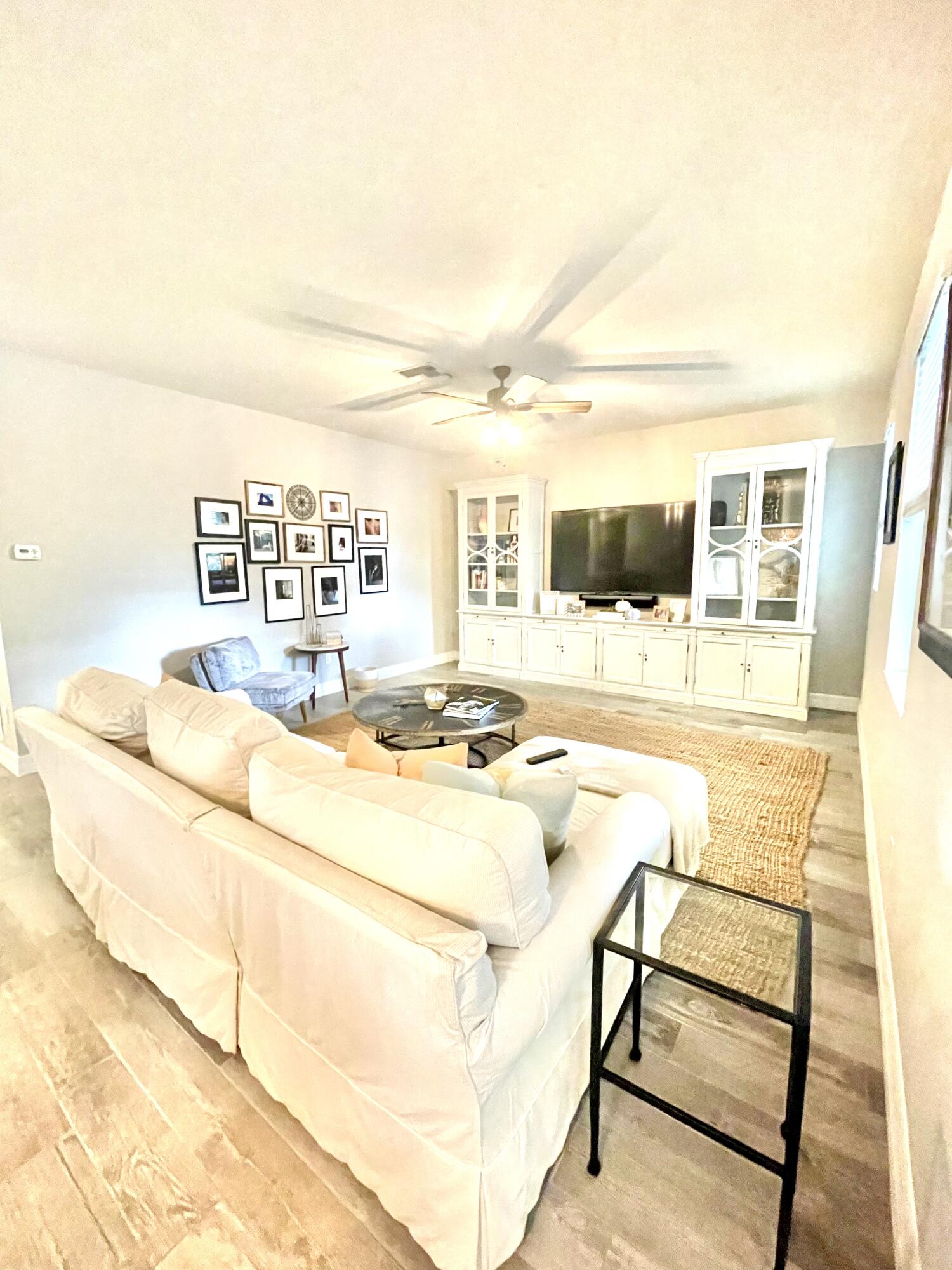 1127 Dakota Drive Jupiter, FL 33458 - Photo 4 of 25 Family