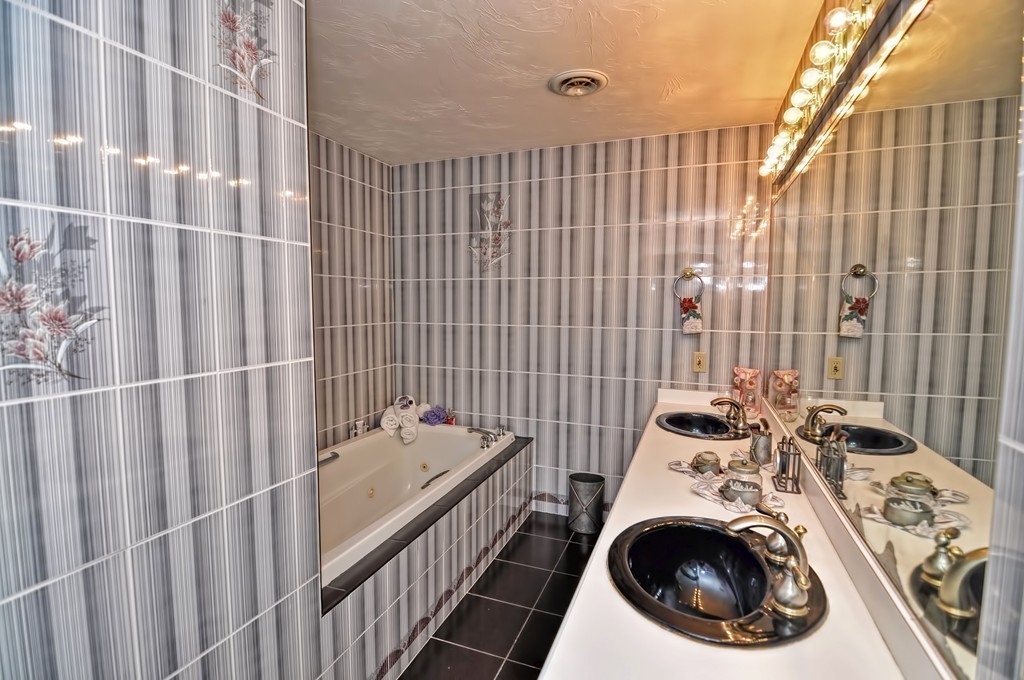 280 Belknap Road Framingham, MA 01701 - Photo 19 of 30 Gallery Image 19