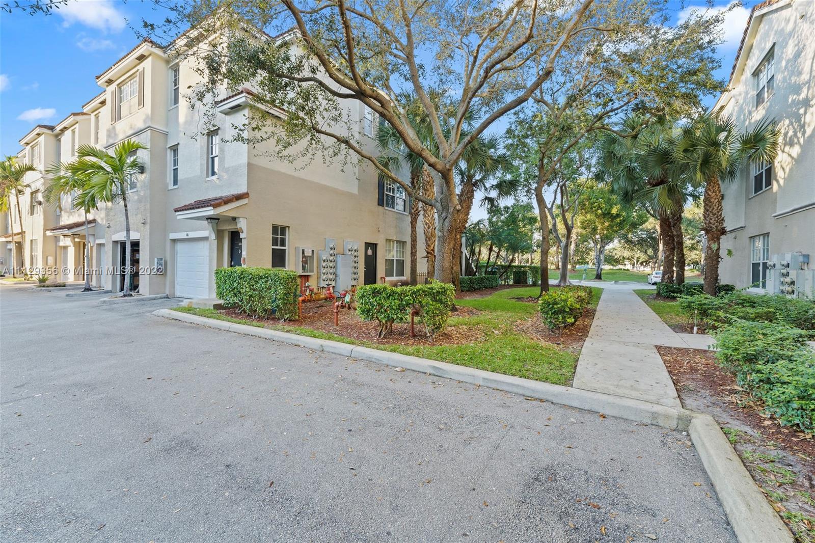 5920 West Sample Road, Unit 208 Coral Springs, FL 33067 - Photo 17 of 20 Gallery Image 17