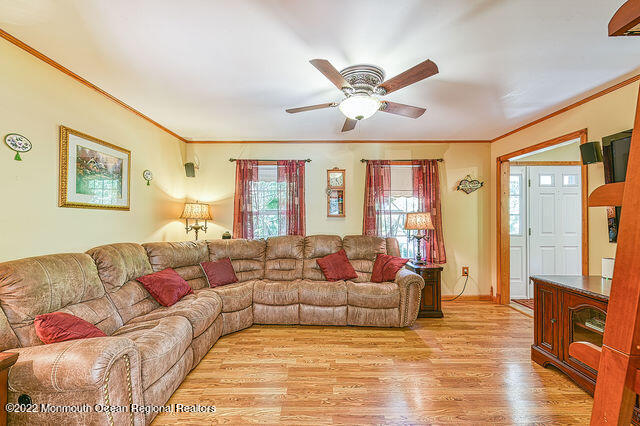 340 East Millstream Road Cream Ridge, NJ 08514 - Photo 38 of 40 a living room with furniture and a large window