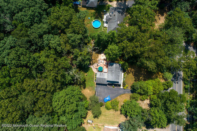 340 East Millstream Road Cream Ridge, NJ 08514 - Photo 6 of 40 an aerial view of a house with a yard