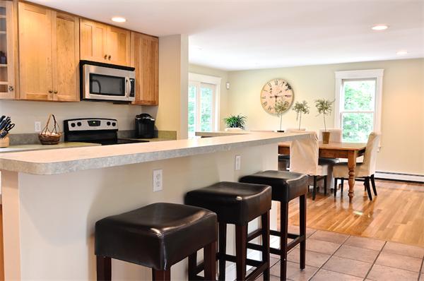 7 Bruce Road Holbrook, MA 02343 - Photo 14 of 29 Gallery Image 14