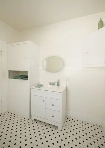 $395,000 | 221 Woodworth Avenue, Clovis, CA 93612