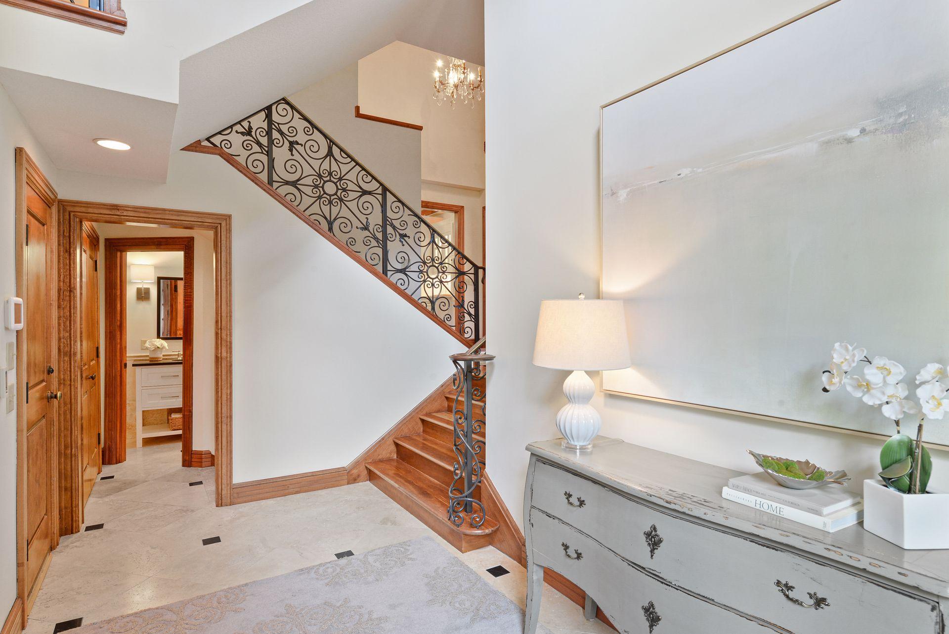 2325 Parklands Road St. Louis Park, MN 55416 - Photo 3 of 28