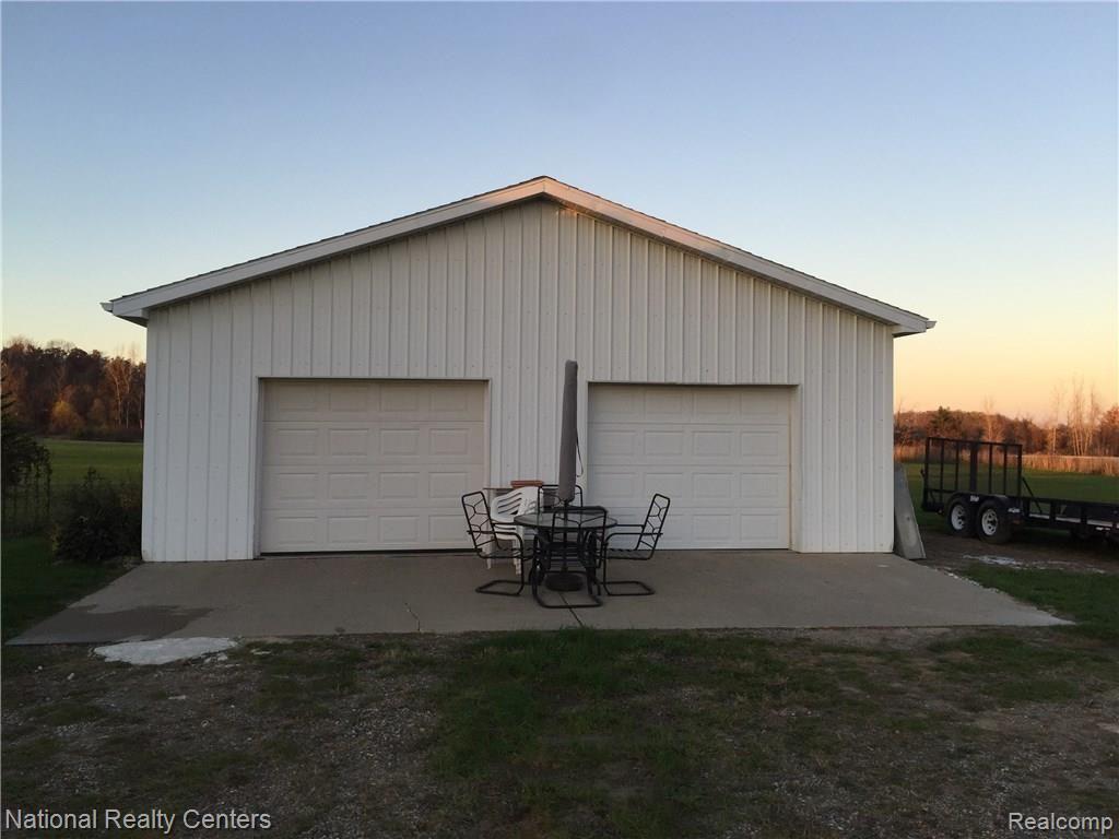6893 Lothrop Road Imlay City, MI 48444 - Photo 17 of 98 2016-11-07 16.57