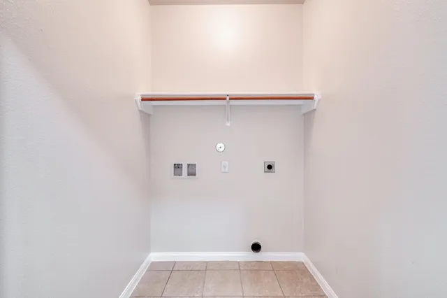 $280,000 | 19328 W.T. Gallaway Street, Manor, TX 78653