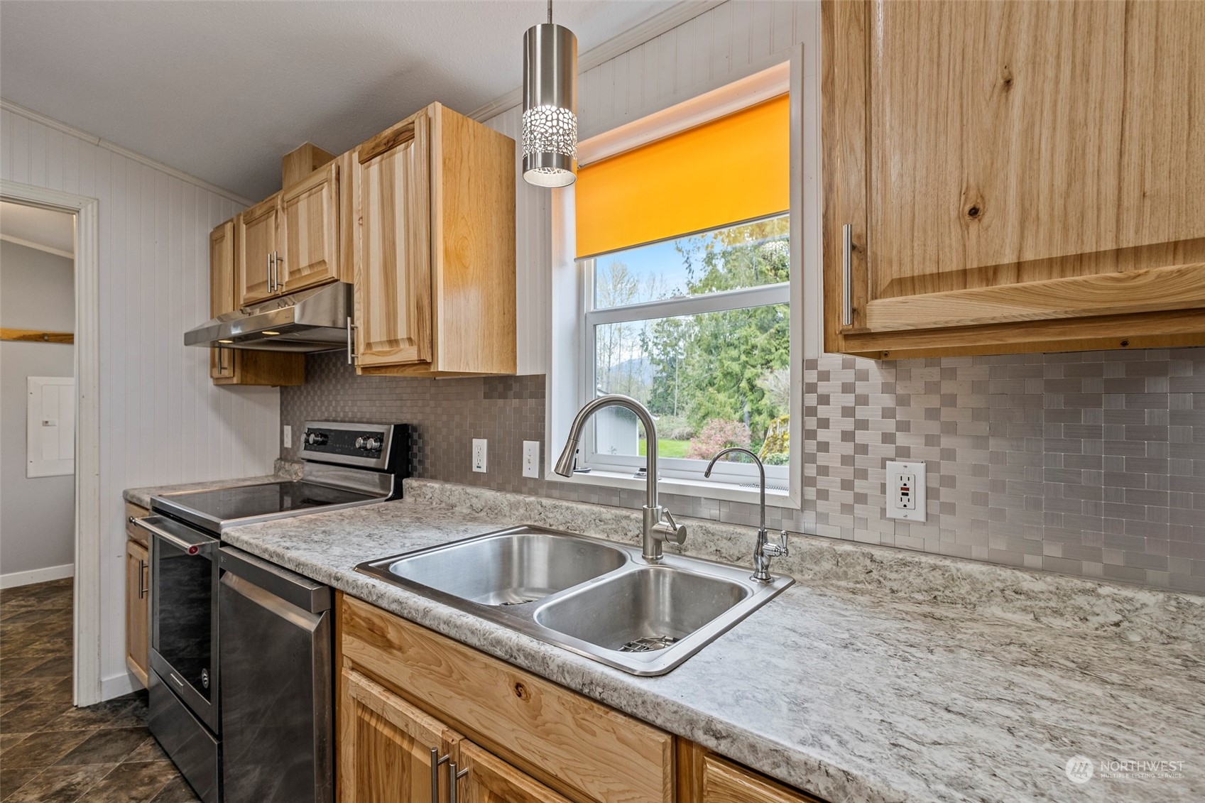 24260 Mosier Road Sedro-Woolley, WA 98284 - Photo 12 of 30 Gallery Image 12