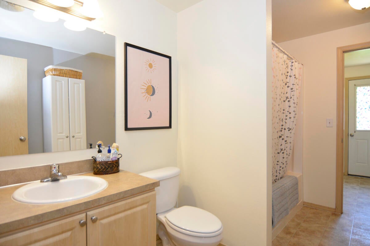 17251 Gadwall Road Bend, OR 97707 - Photo 19 of 27 21