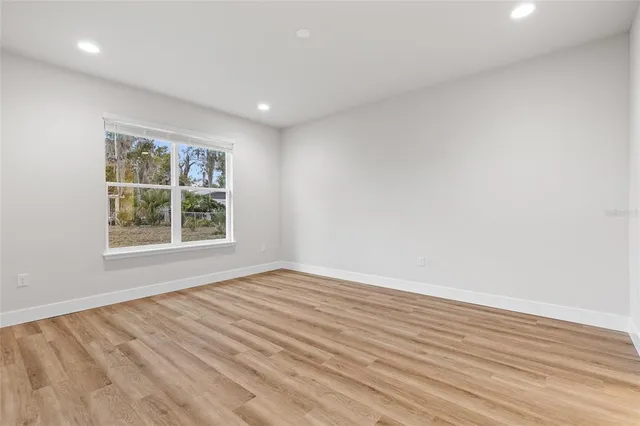 $350,000 | 536 East Beresford Avenue, Deland, FL 32724