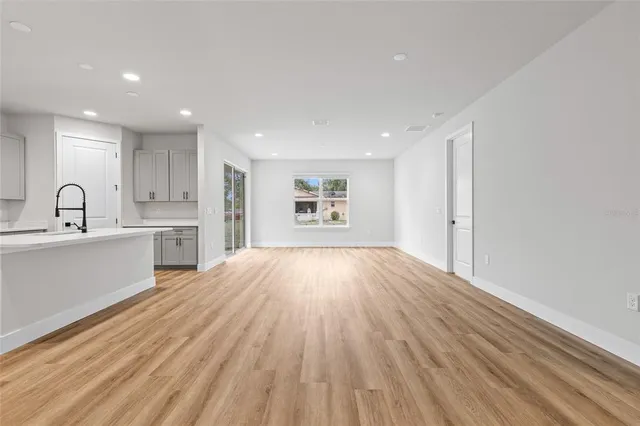 $350,000 | 536 East Beresford Avenue, Deland, FL 32724