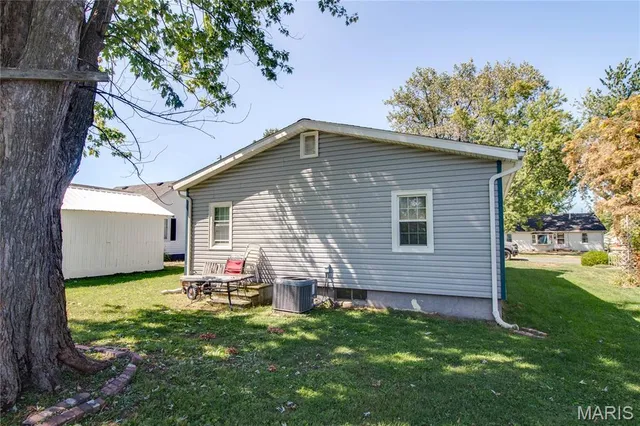 $121,200 | 621 Cleveland Street, Jerseyville, IL 62052