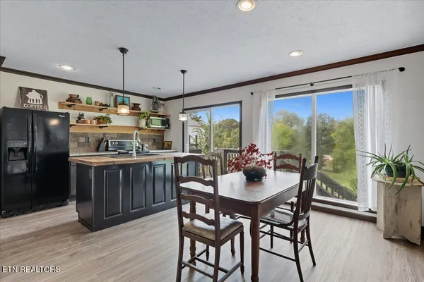 $484,900 | 340 Trigonia Road, Greenback, TN 37742