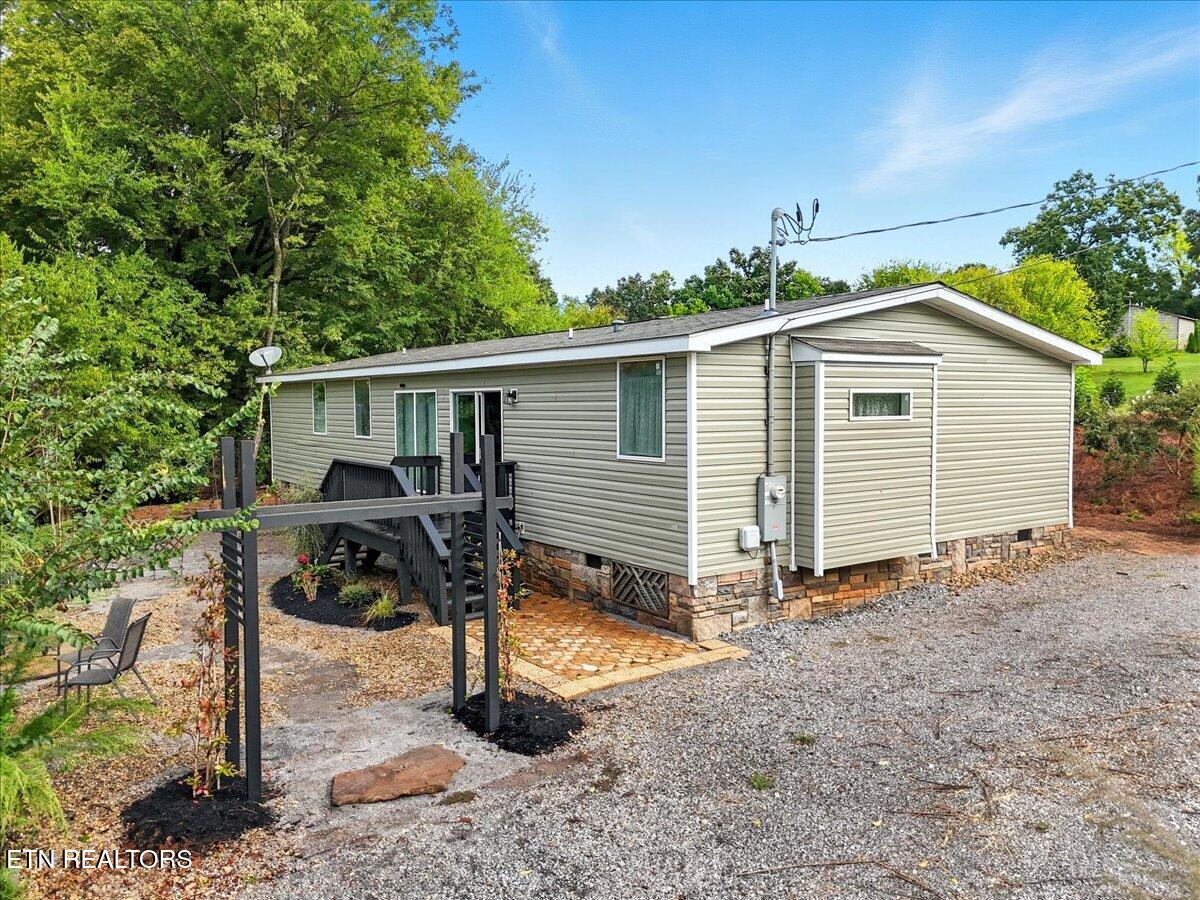 340 Trigonia Road Greenback, TN 37742 - Photo 22 of 41 Back