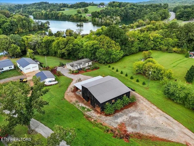 $489,900 | 340 Trigonia Road, Greenback, TN 37742