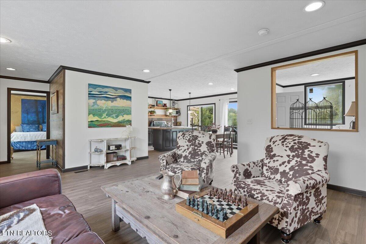 340 Trigonia Road Greenback, TN 37742 - Photo 6 of 41 Living Room