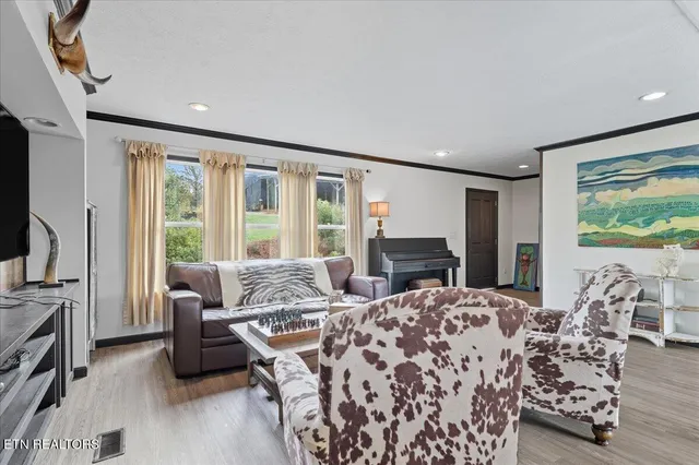 $489,900 | 340 Trigonia Road, Greenback, TN 37742