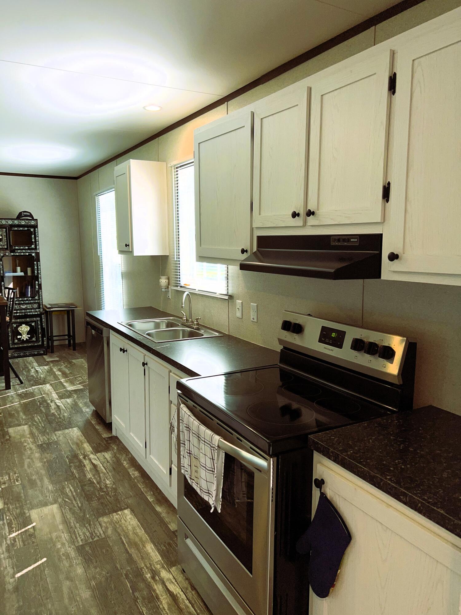 328 River Ridge Drive Orangeburg, SC 29115 - Photo 13 of 32 IMG_0734